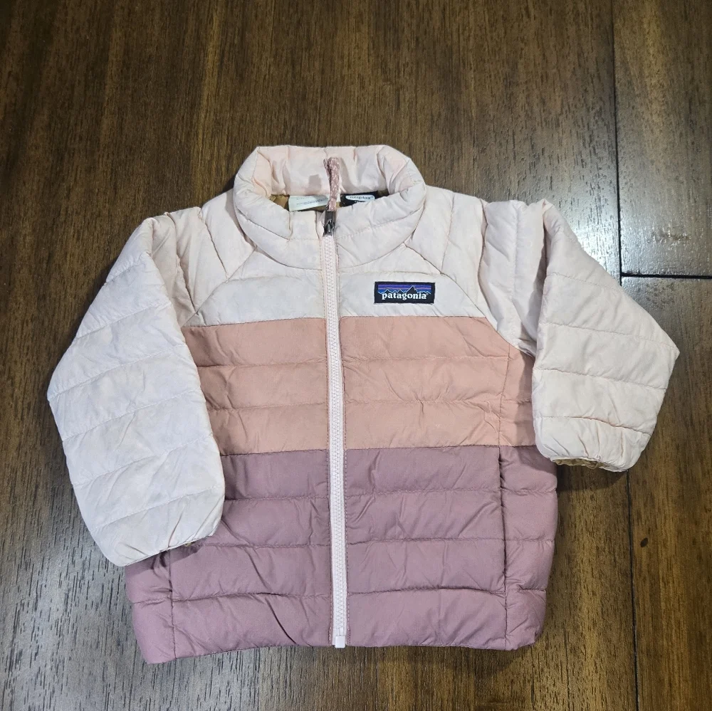 Patagonia Baby Girl Down Sweater Jacket 6 - 12 Month - Picture 1 of 3